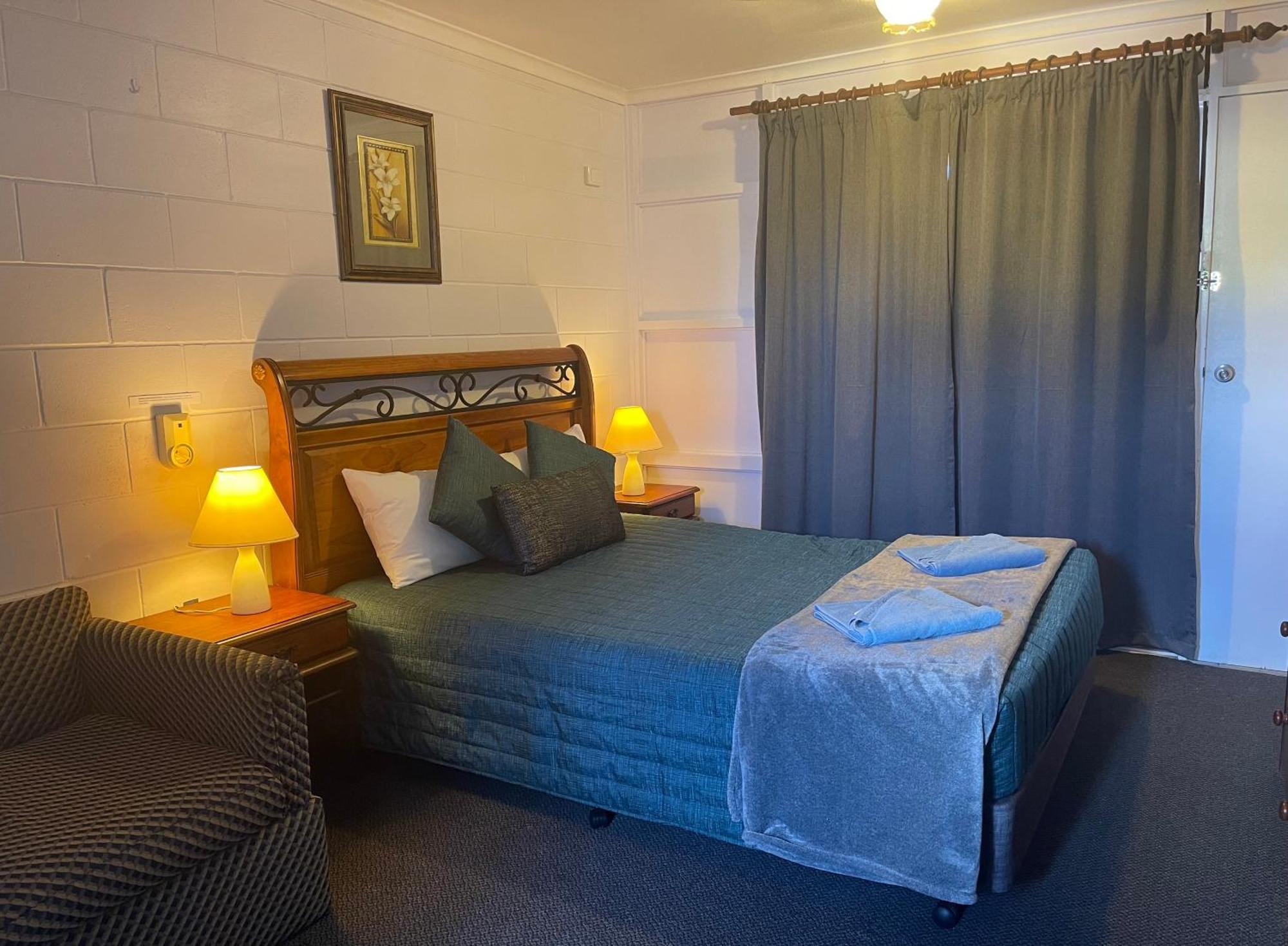 Warrego Motel Charleville Ngoại thất bức ảnh