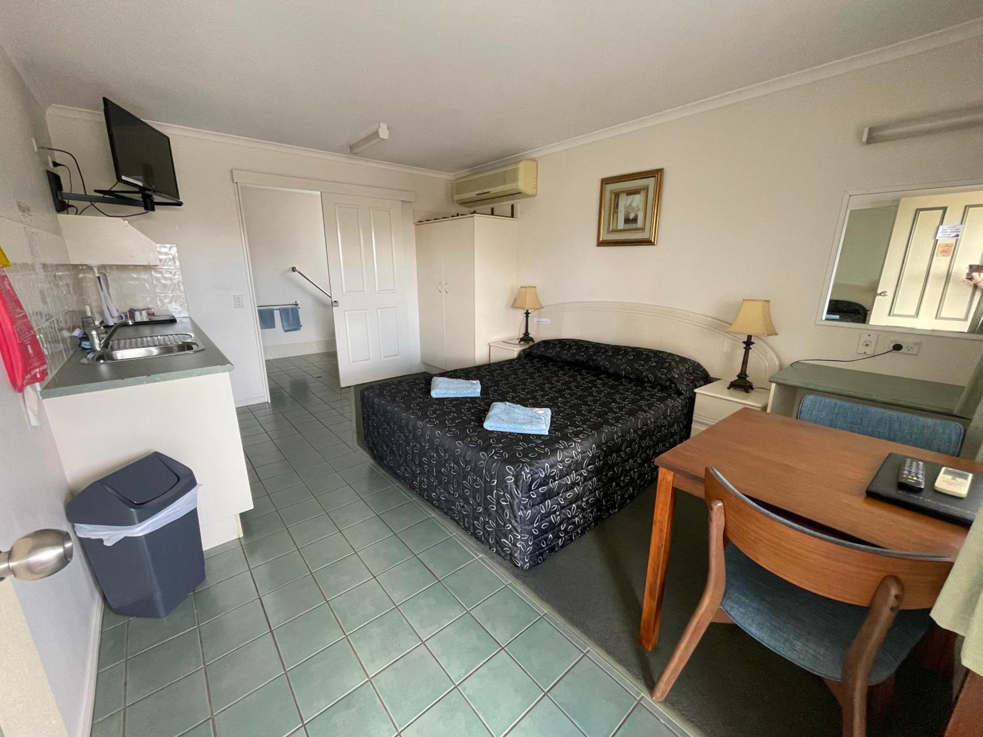 Warrego Motel Charleville Ngoại thất bức ảnh